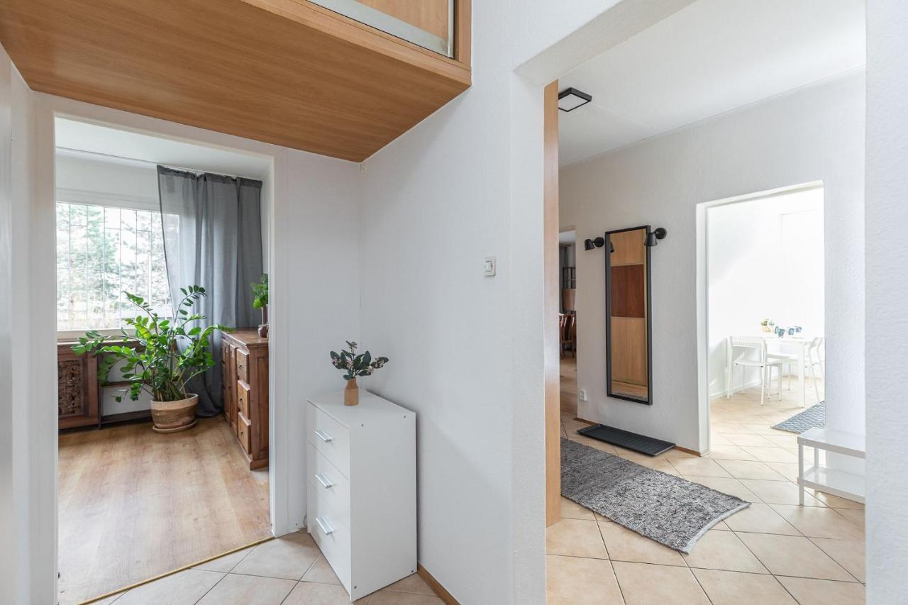 Room, Pirenejska 20 Cozy Rooms Варшава Екстериор снимка